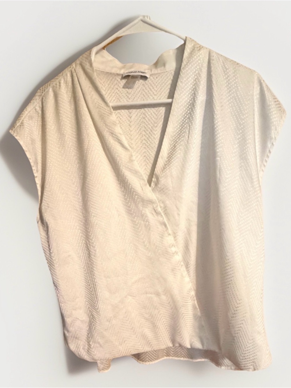 Calvin Klein White Textured V-Neck Cap Sleeve Blouse Top XL Career